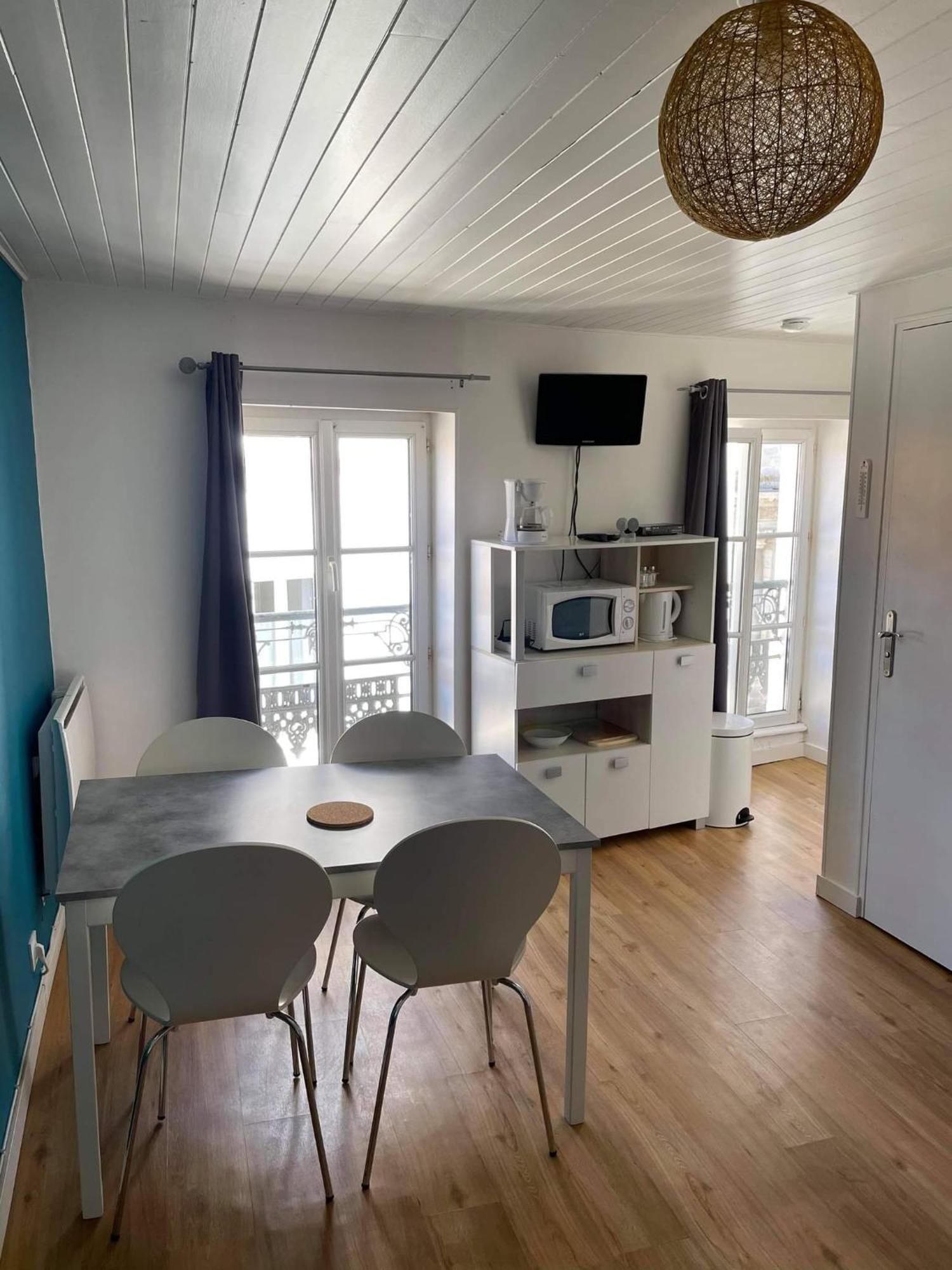 Charmant Studio En Hyper Centre Les Sables-dʼOlonne Exterior foto